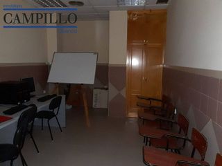 Local comercial en venta en Adra