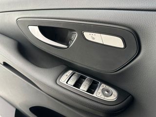 MERCEDES-BENZ Clase V 220 d Avantgarde Largo