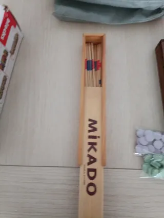 Juegos de mesa Mikado y Bloques