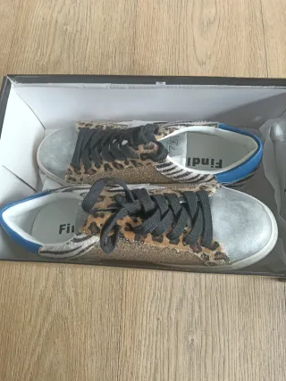 Zapatillas deportivas mujer a estrenar