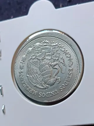 Moneda error desplazada sin circular México 86