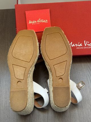 Sandalias Cuña Maria Victoria Beige/Blanco