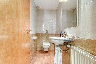 Local comercial en venta en Poblenou - L'Olivar Gran en Figueres