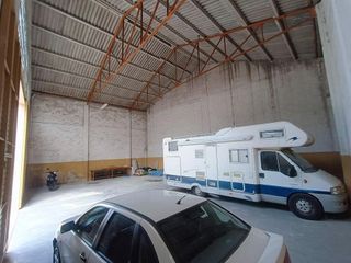 Local comercial en alquiler en Amposta