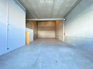Local comercial en alquiler en Vinyets - Molí Vell en Sant Boi de Llobregat