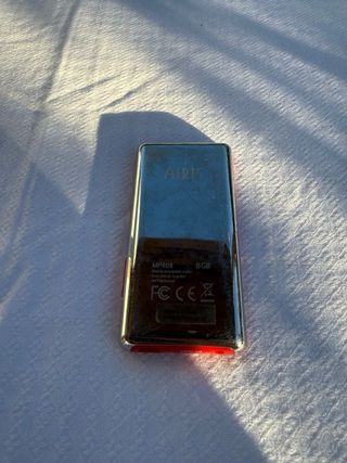 Reproductor MP3 Airis MP808 Rojo 8GB