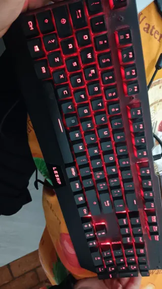 Tastiera meccanica LESHP nera