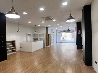 Local comercial en alquiler en Elda