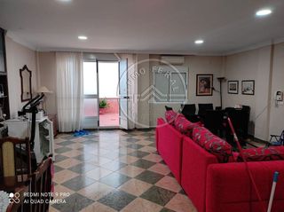 Casa adosada en venta en Écija