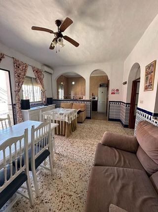 Chalet en venta en Olivares