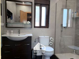 Chalet en venta en Monserrat