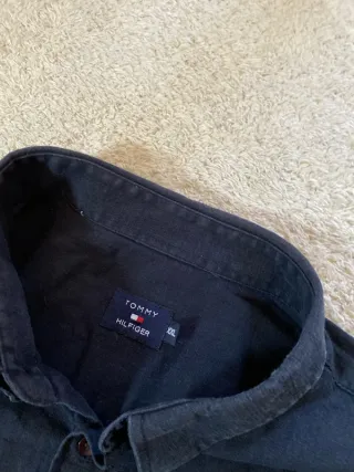 Camisa Tommy Hilfiger Negra Manga Corta