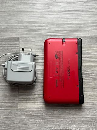 Nintendo 3DS XL Rossa + molti giochi