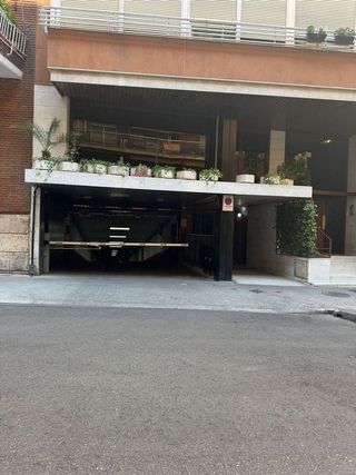 Garaje en venta en Lista en Madrid