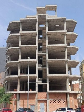 Edificio en venta en Zona Llombai en Burriana