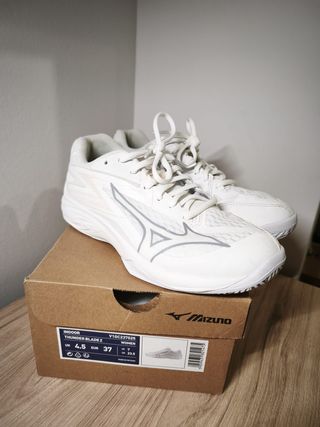 Mizuno Thunder Blade Z Talla 37