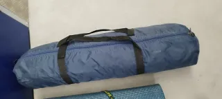 Material retro: mochila, sacos esterillas y tienda