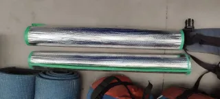 Material retro: mochila, sacos esterillas y tienda