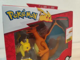 Pack Figuras Pokémon Pikachu y Charizard
