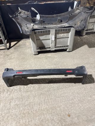 Parachoques Trasero Nissan NV200