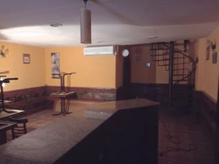 Local comercial en venta en Pedró en Cornellà de Llobregat