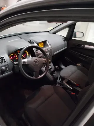 Opel Zafira 2006