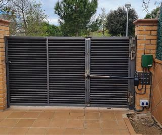 Motor para puertas y persianas