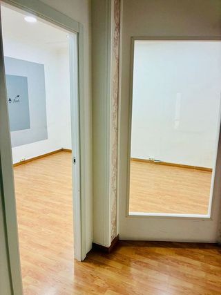 Local comercial en alquiler en El Calderi - Estació del Nord - Estació de França en Mollet del Vallès