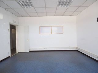 Local comercial en alquiler en Instituts - Ponent - Sota el Camí Ral en Granollers