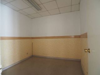 Local comercial en alquiler en Instituts - Ponent - Sota el Camí Ral en Granollers