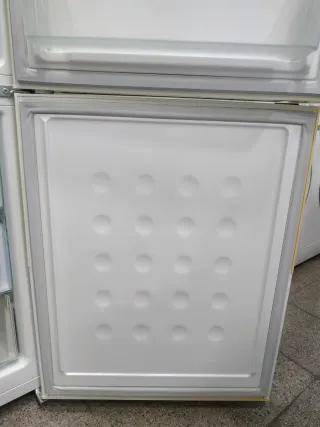 Nevera Combi Samsung, No Frost 1.77x60cm