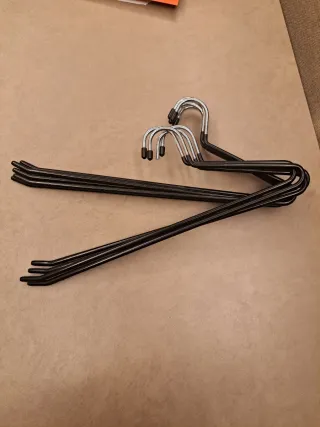12 Perchas Terciopelo Negro + 10 Perchas Pantalón