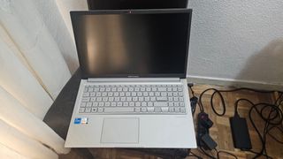 ASUS Vivobook 15 F1504VA-NJ2393W
