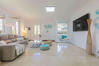 Piso en alquiler en Los Monteros - Bahía de Marbella en Marbella