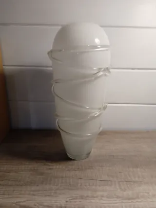 Vaso cristallo bianco con spirale trasparente