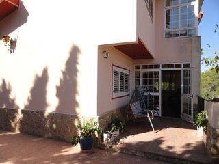 Chalet en venta en Monserrat