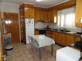 Chalet en venta en Monserrat