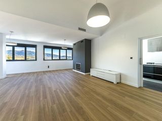 Chalet en venta en Zubia (La)