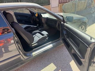 BMW Serie e36 320i coupe