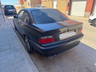 BMW Serie e36 320i coupe
