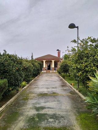 Chalet en venta en Pilas