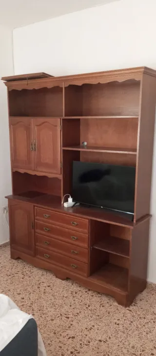 Regalo / doy, mueble estantería para TV de Madera