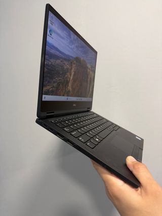 Portátil DELL 7390 Intel I5