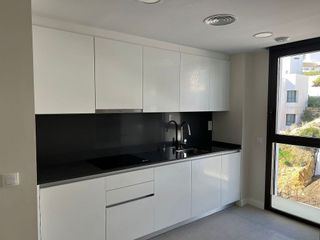 Ático en venta en Puerto - Plaza de Toros en Estepona