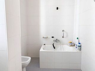 Piso en venta en Crta. De la Sierra en Granada