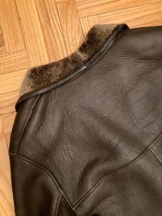 Chaqueta de piel marrón hombre