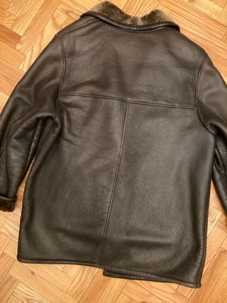 Chaqueta de piel marrón hombre