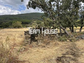 Solar en venta en Candeleda