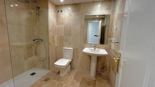 Piso en alquiler en El Mayorazgo - El Limonar en Málaga