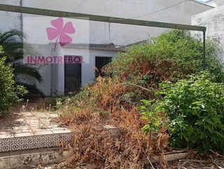 Casa adosada en venta en Villanueva del Ariscal